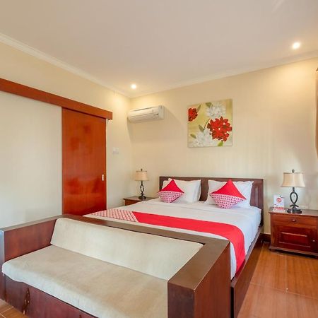 Oyo 1508 Mascot Beach Hotel Mangsit Ngoại thất bức ảnh