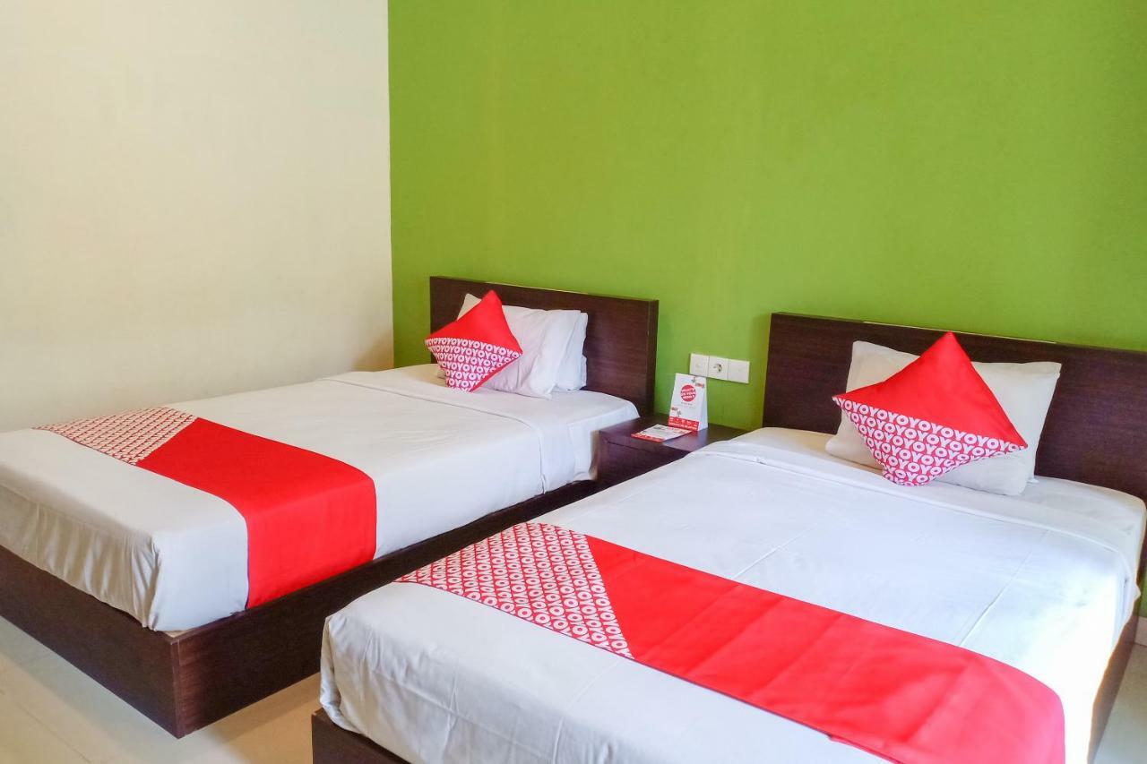 Oyo 1508 Mascot Beach Hotel Mangsit Ngoại thất bức ảnh