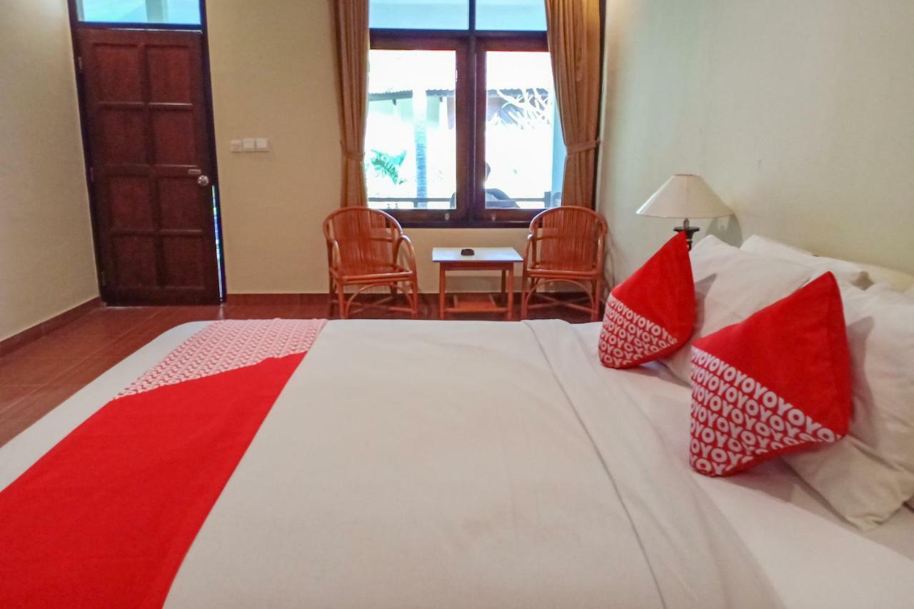 Oyo 1508 Mascot Beach Hotel Mangsit Ngoại thất bức ảnh